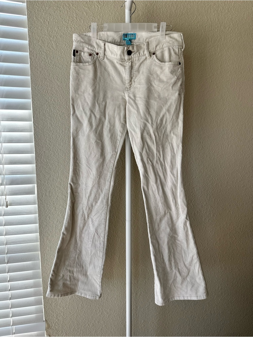 Vintage Y2K Hollister Co. low rise corduroy flare cream coquette indie sleaze 7